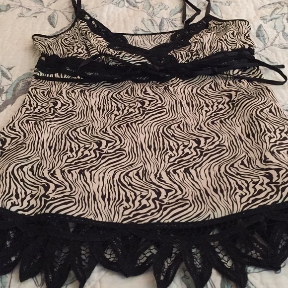 Bebe top - Picture 4 of 4